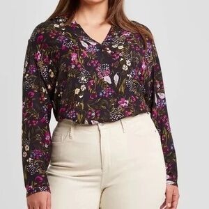 Ava + Viv 1X Floral navy Blouse